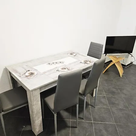 Apartment Ac01-ac06 In