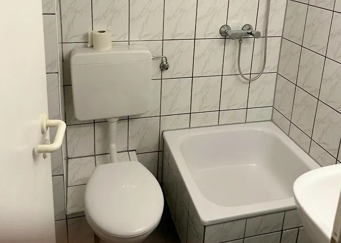 Ac01-ac06 In Appartement